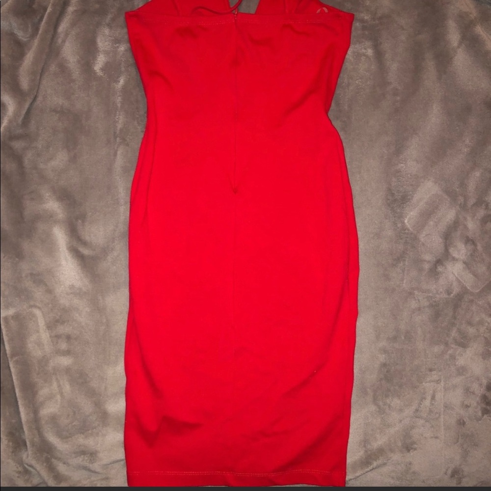 Red Midi - Picture 3 of 4